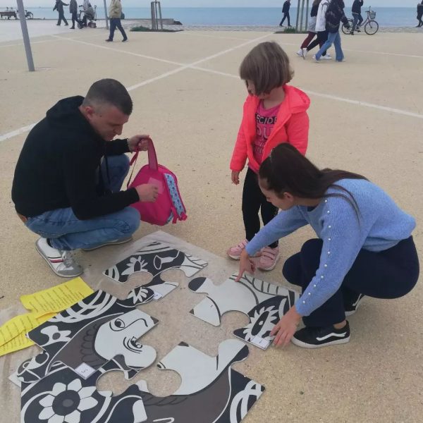 1_254595477_4262456907215294_6319281036746306932_n ©MuZEH Lab, Movable Carpet