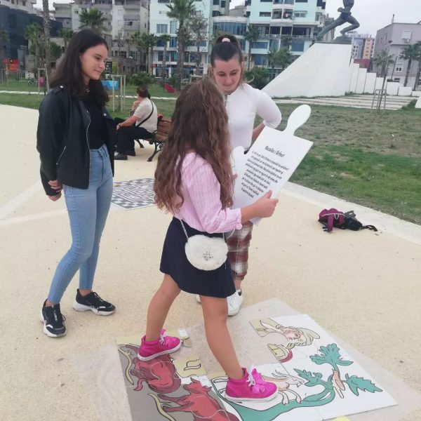 2_254630713_4262456930548625_4319785460281639099_n ©MuZEH Lab, Movable Carpet