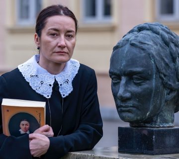 The present meets the past as Mirjana meets Dragojla, Image: Dinko Neskusi