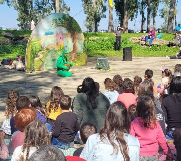 Frog Prince stories, Images Eyal Mitrani