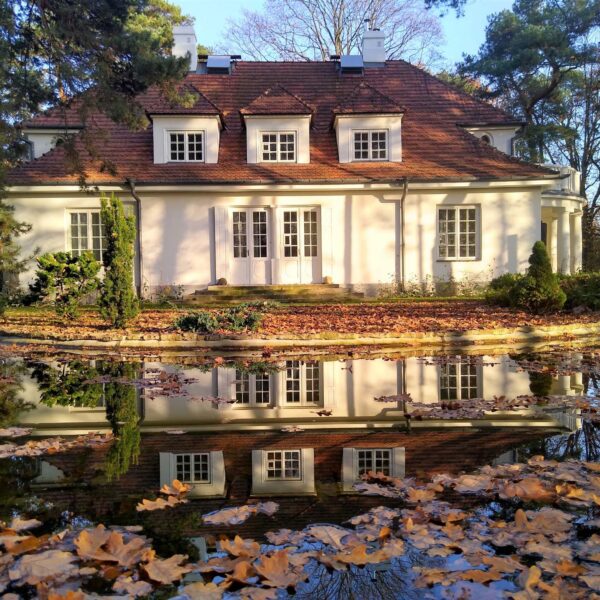 Golebiowska_Milusin_manor_house_in_Sulejówek Golebiowska Milusin manor house in Sulejowek (Alicja Firynowicz)